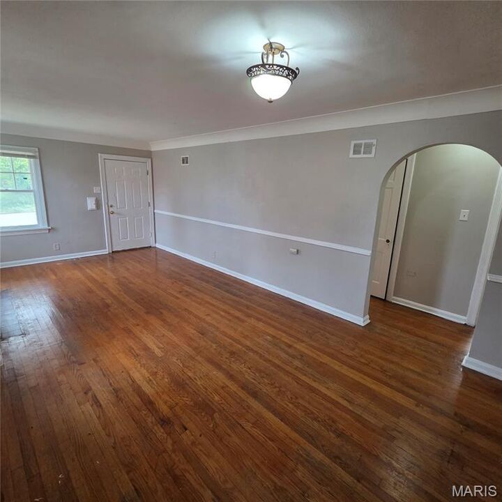 Property Photo:  6725 Maryellen Street  MO 63121 
