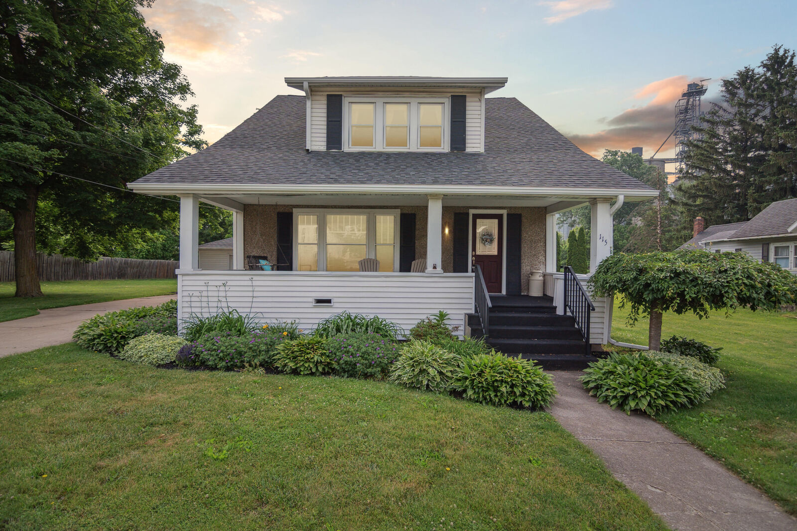 Property Photo:  115 East Street  MI 49274 