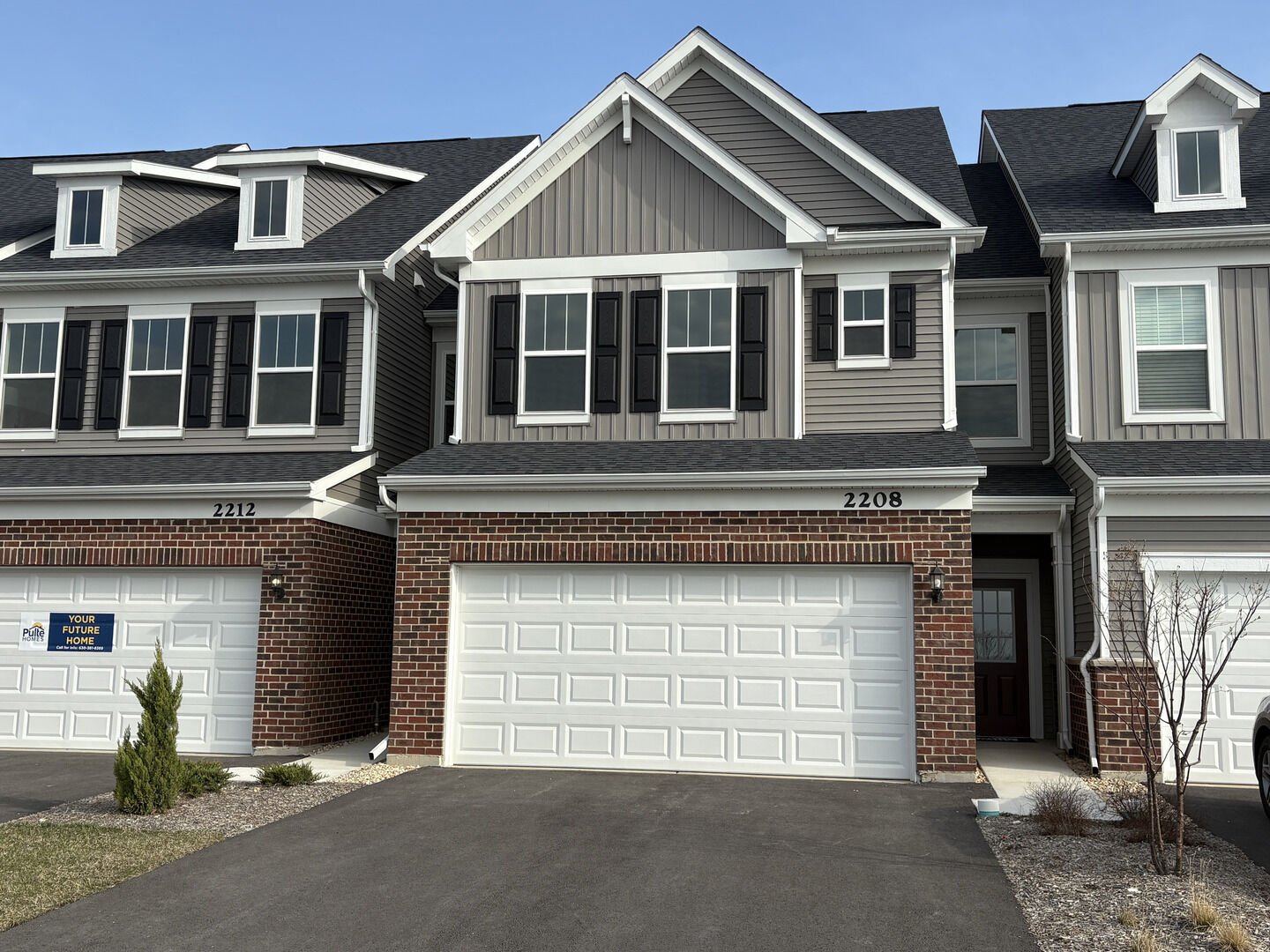 Property Photo:  2208 Ryegrass Lane 78004  IL 60490 