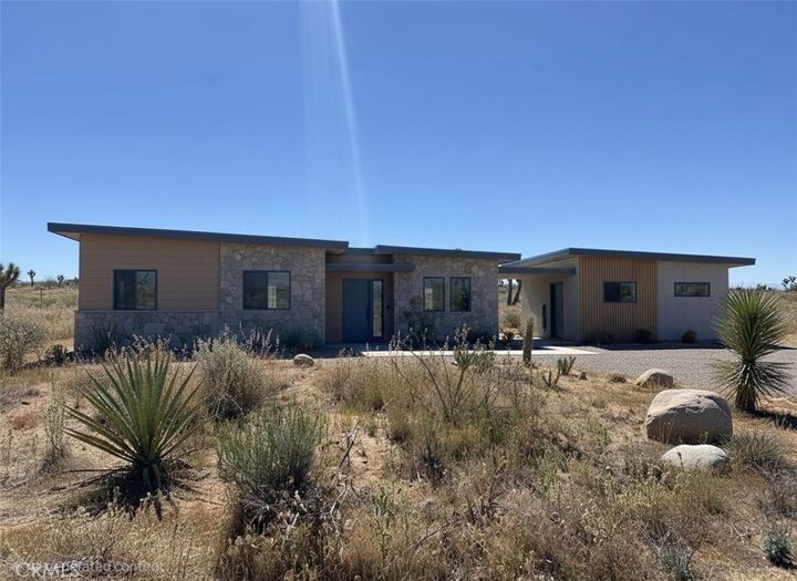 Property Photo:  1 Japatul Rd  CA 92308 