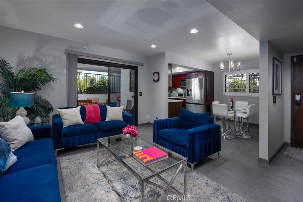 Property Photo:  5301 E Waverly 211  CA 92264 