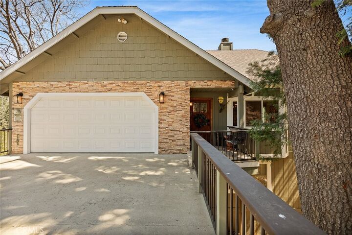 Property Photo:  813 Brentwood  CA 92352 