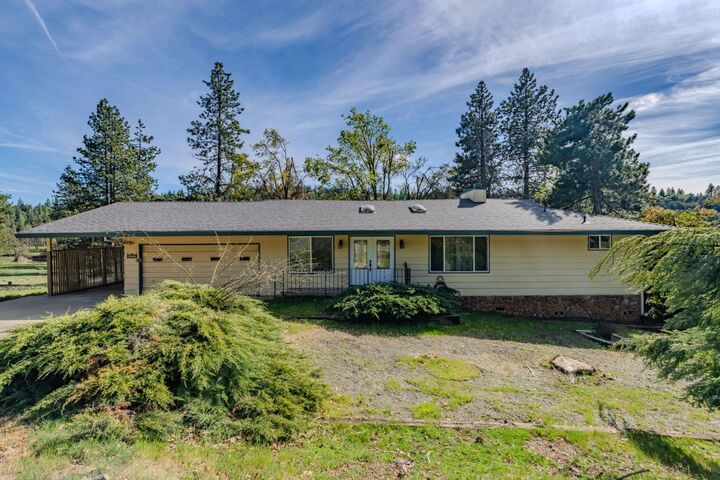 Property Photo: 26262 Fairway Drive CA 95666