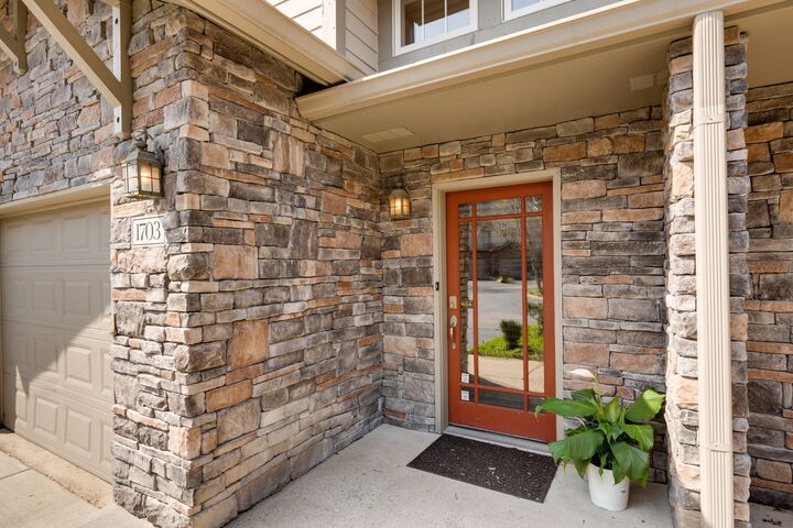 Property Photo:  320 Old Hickory Blvd Apt 1703  TN 37221 