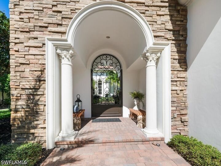 Property Photo:  28312 Terrazza Lane  FL 34110 