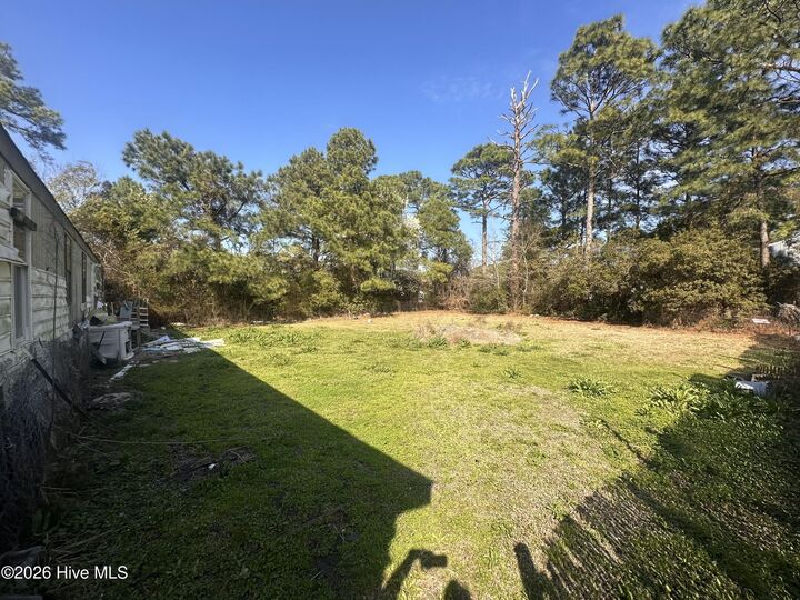 Property Photo:  