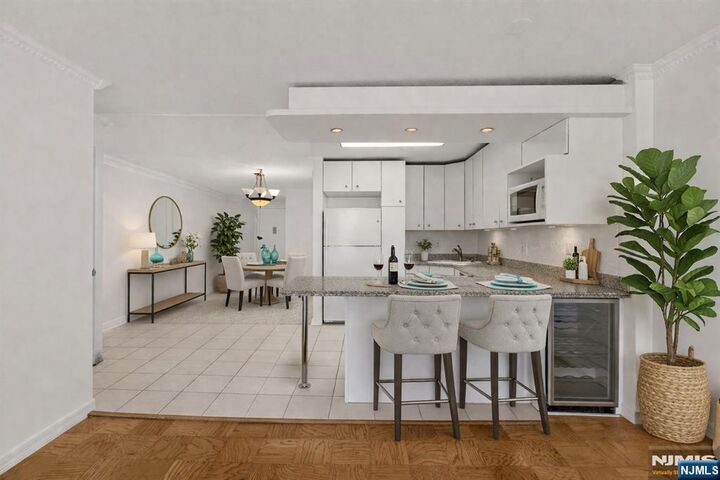 Property Photo:  7004 Boulevard E 40G  NJ 07093 