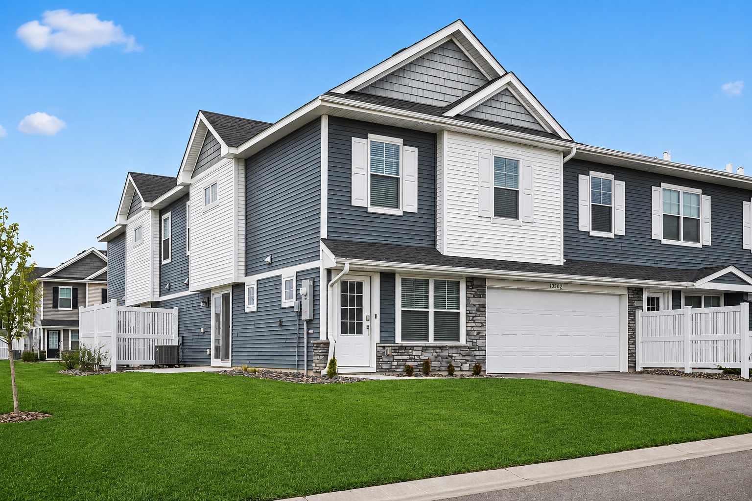 Property Photo:  10502 Weston Way N  MN 55369 