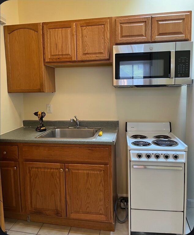 Property Photo:  1686 Massachusetts Ave A  MA 02138 