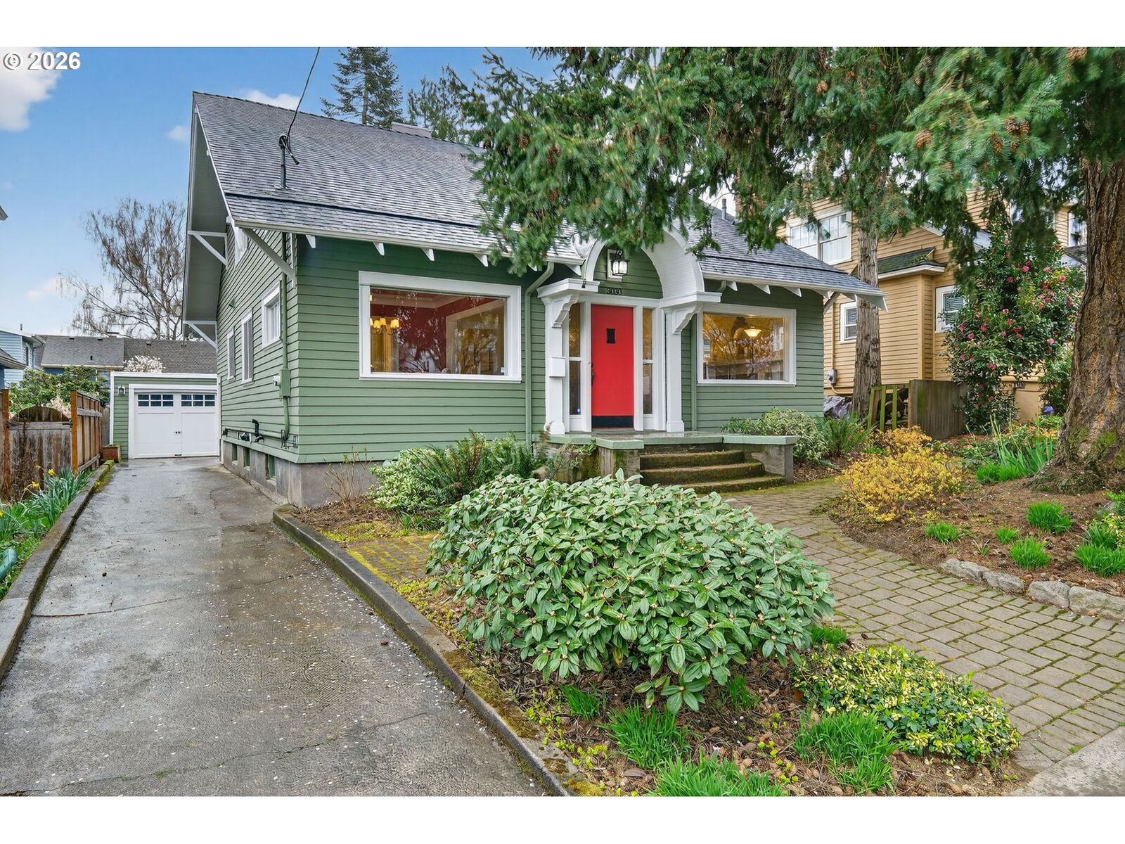 Property Photo:  3030 NE 26th Ave  OR 97212 