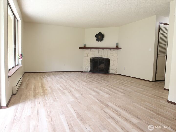 Property Photo: 26425 Pennsylvania Avenue NE 34 WA 98346