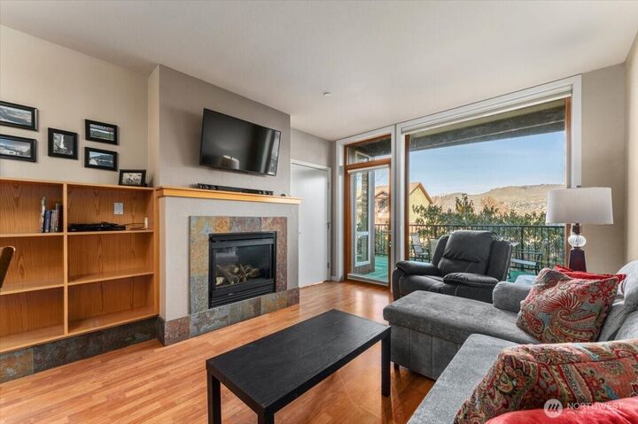 Property Photo: 2220 W Woodin Avenue 110 WA 98816