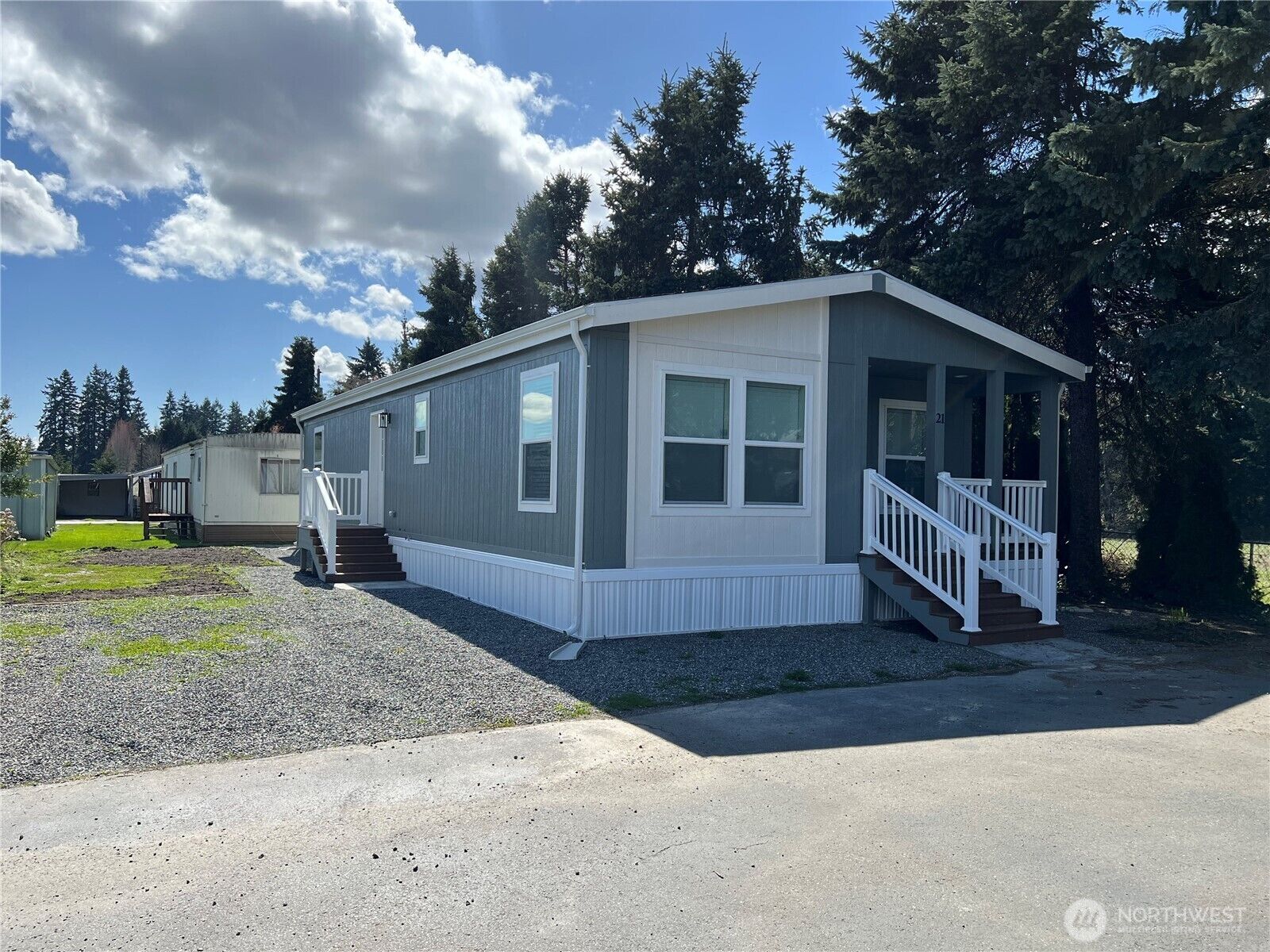 Property Photo: 512 SW Berry Lake Road 21 WA 98367