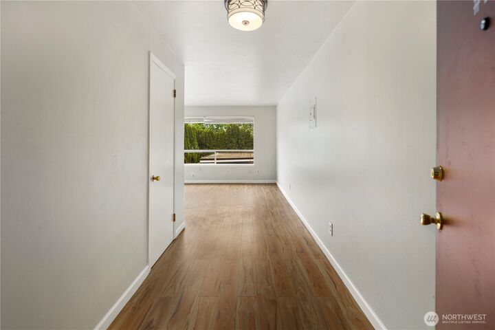 Property Photo: 748 S Cloverdale Street 14 WA 98108