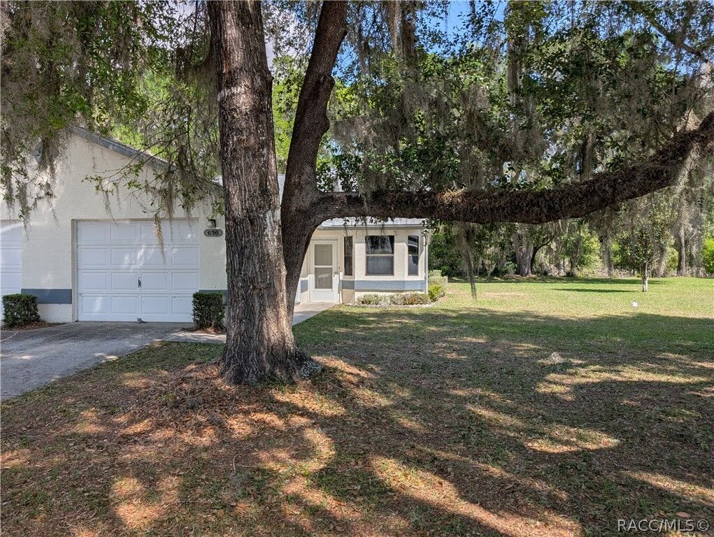 Property Photo:  636 Whispering Pines Boulevard  FL 34453 