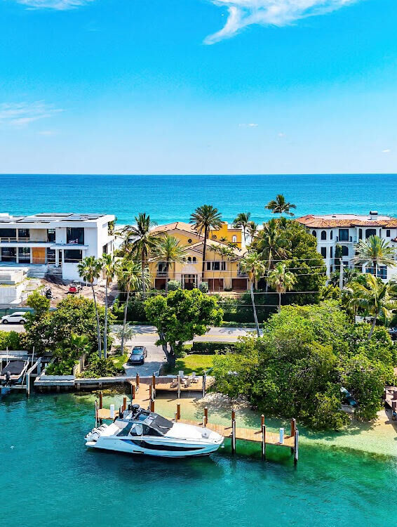 Property Photo:  955 Hillsboro Mile  FL 33062 