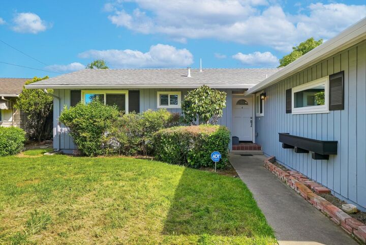 Property Photo: 816 Cottonwood Drive CA 95014