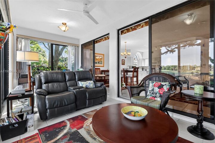 Property Photo: 8033 Aberdeen Dr 102 FL 33472