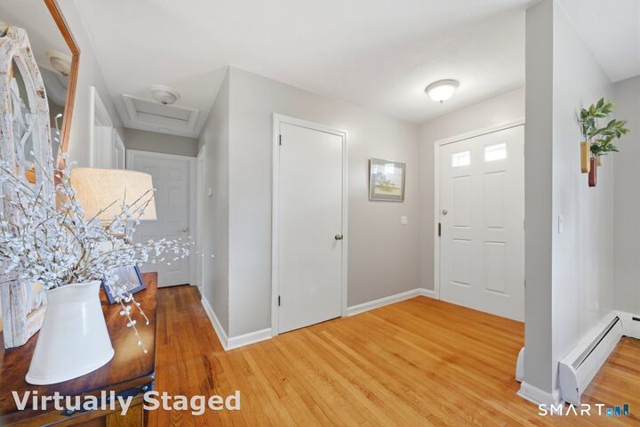 Property Photo:  43 Park Place  CT 06357 
