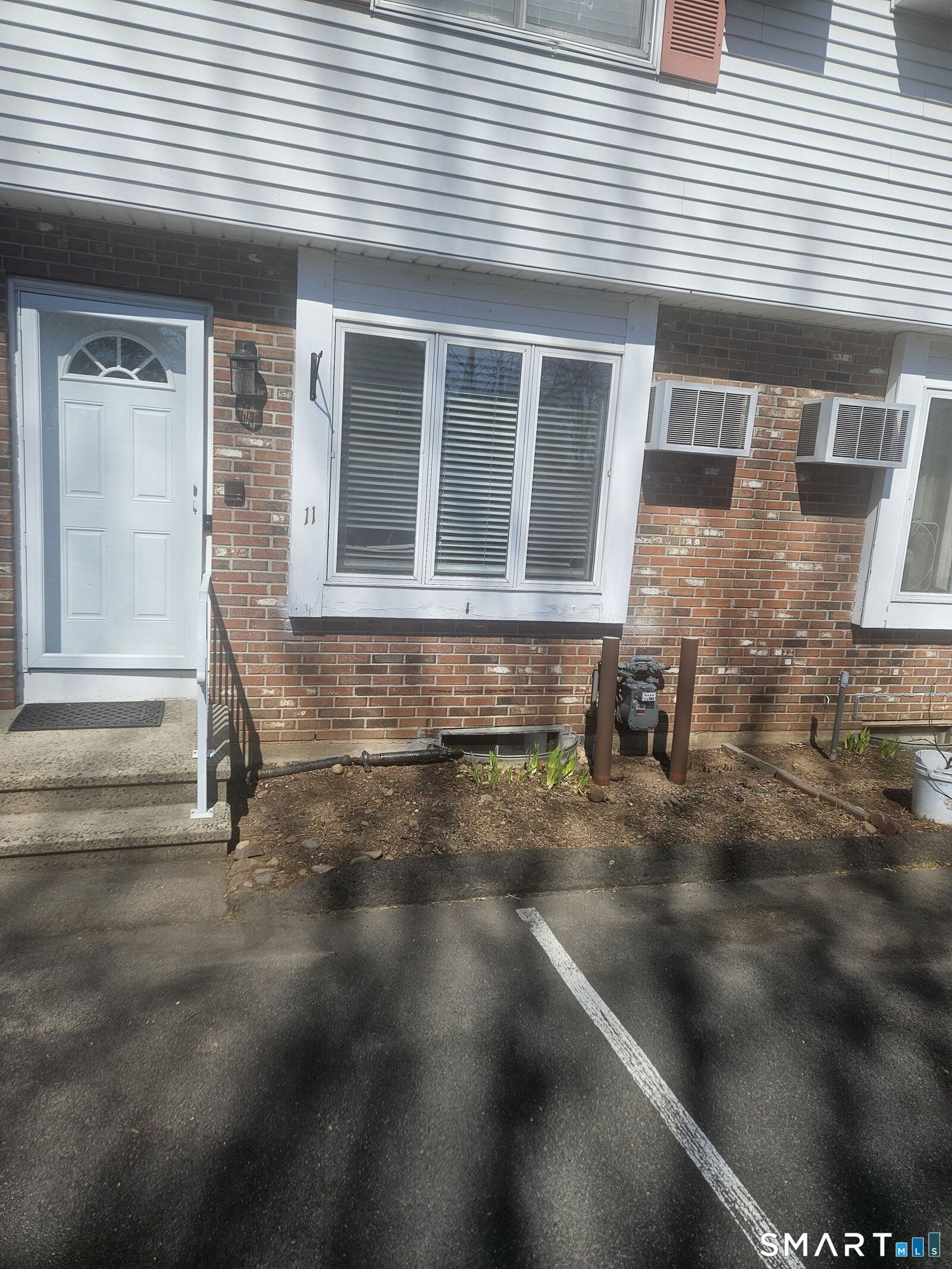Property Photo:  63 Webb Street 11  CT 06451 