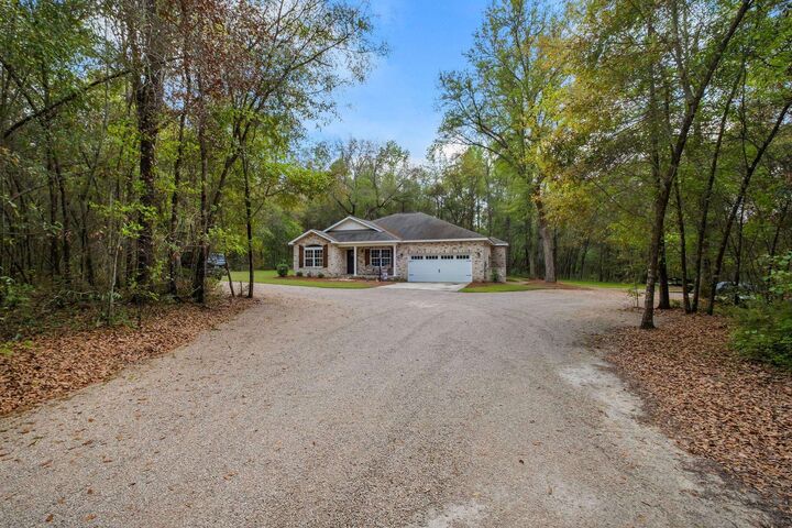Property Photo: 81 E Deer Pass FL 32333