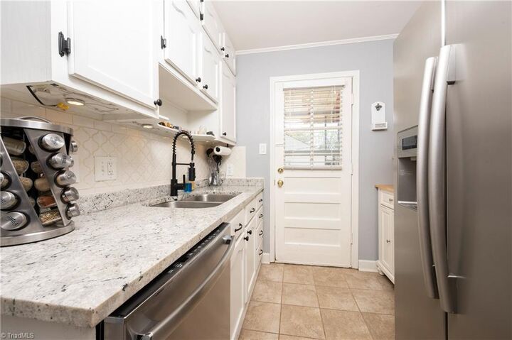 Property Photo:  2416 Parkway Drive  NC 27103 