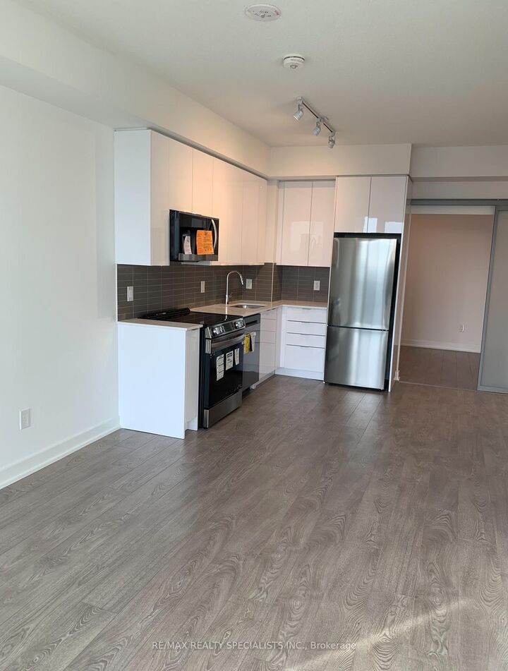 Property Photo:  225 Malta Avenue 612  ON L6Y 4M7 