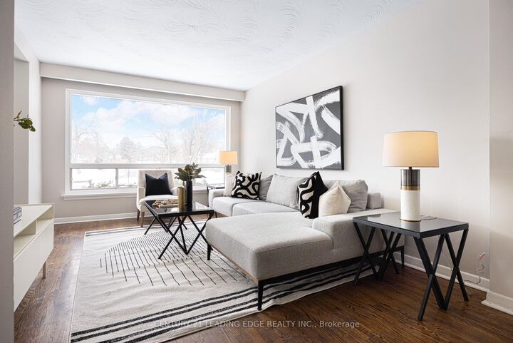 Property Photo:  79 Tivoli Court  ON M1E 2A6 