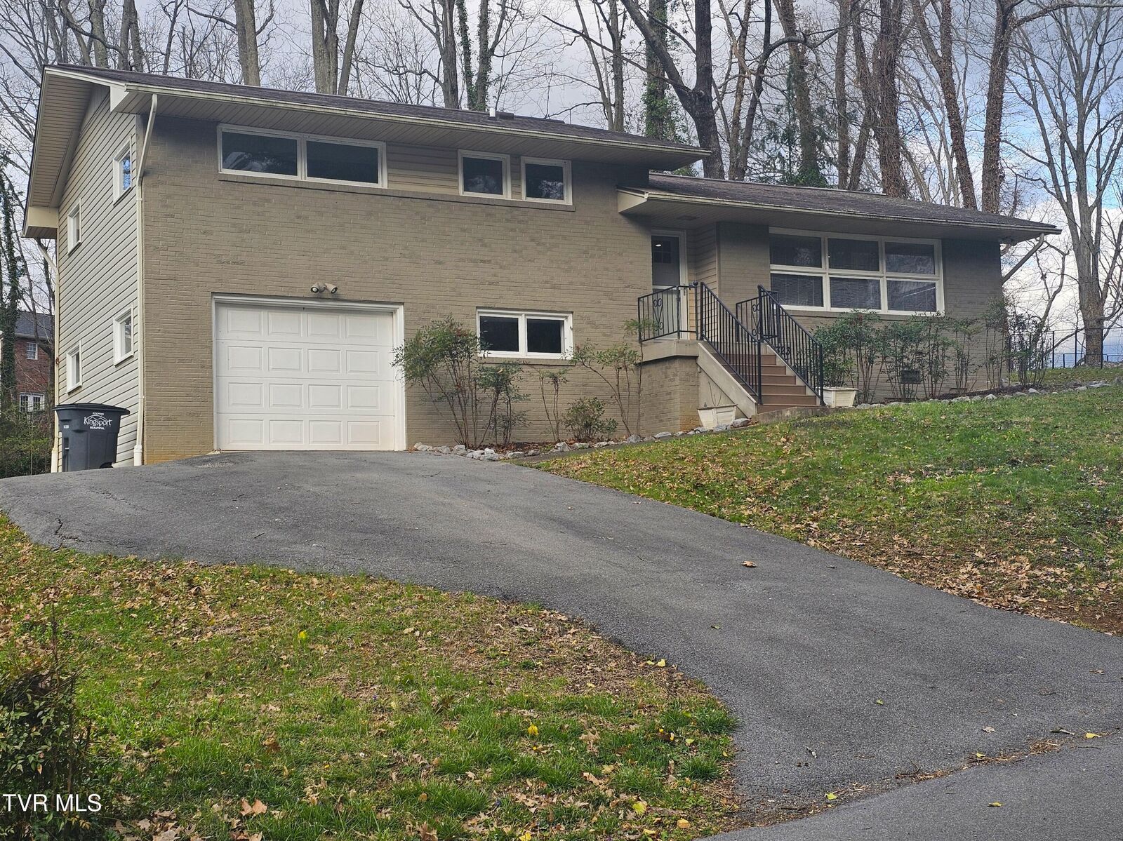 Property Photo:  2323 Inglewood Drive  TN 37664 