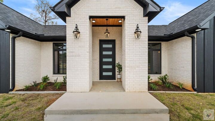 Property Photo:  11 Lewis Lane  TX 75501 