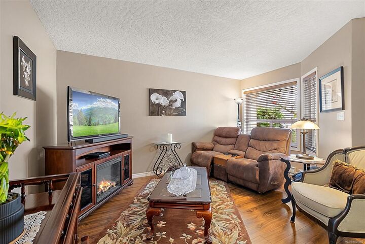 Property Photo: 2721 Jacklin Rd 107 BC V9B 3X7