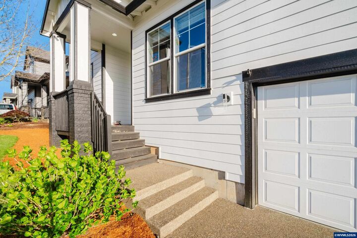 Property Photo: 2837 Bald Eagle Av NW OR 97304