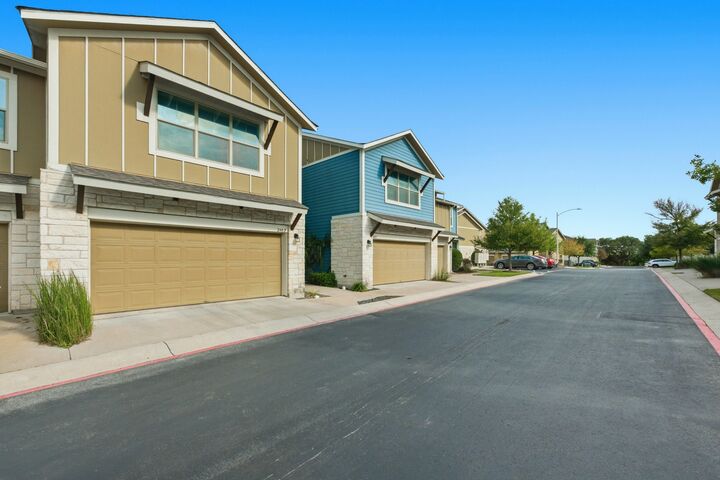 Property Photo:  516 E Slaughter Lane 2402  TX 78744 