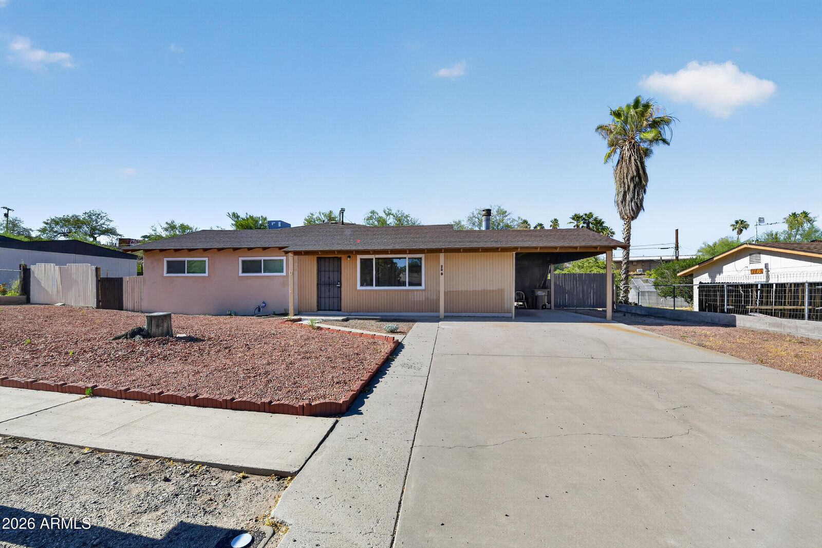 Property Photo:  500 N Oxbow Drive  AZ 85390 
