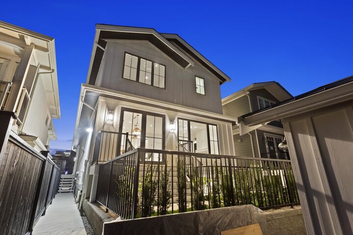 4315 Albert Street 2 — photo 1