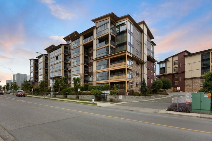 Property Photo:  32445 Simon Avenue 108  BC V2T 0G7 