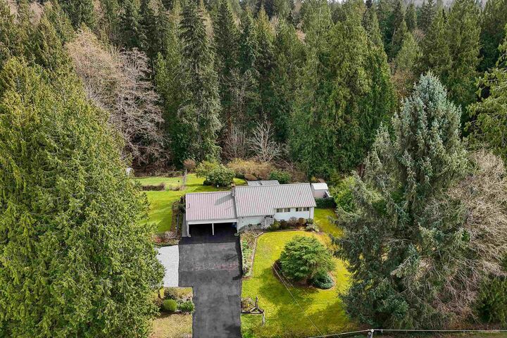 Property Photo: 11626 248 Street BC V2X 6X9