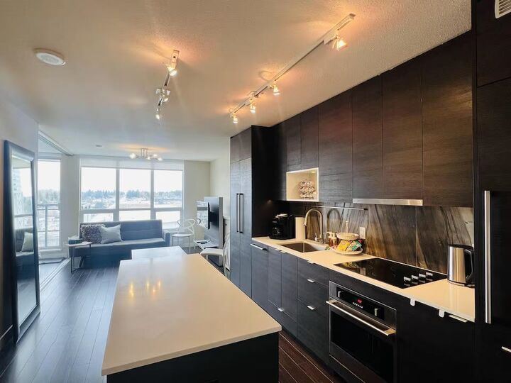 Property Photo: 13398 104 Avenue 1609 BC V3T 1V6