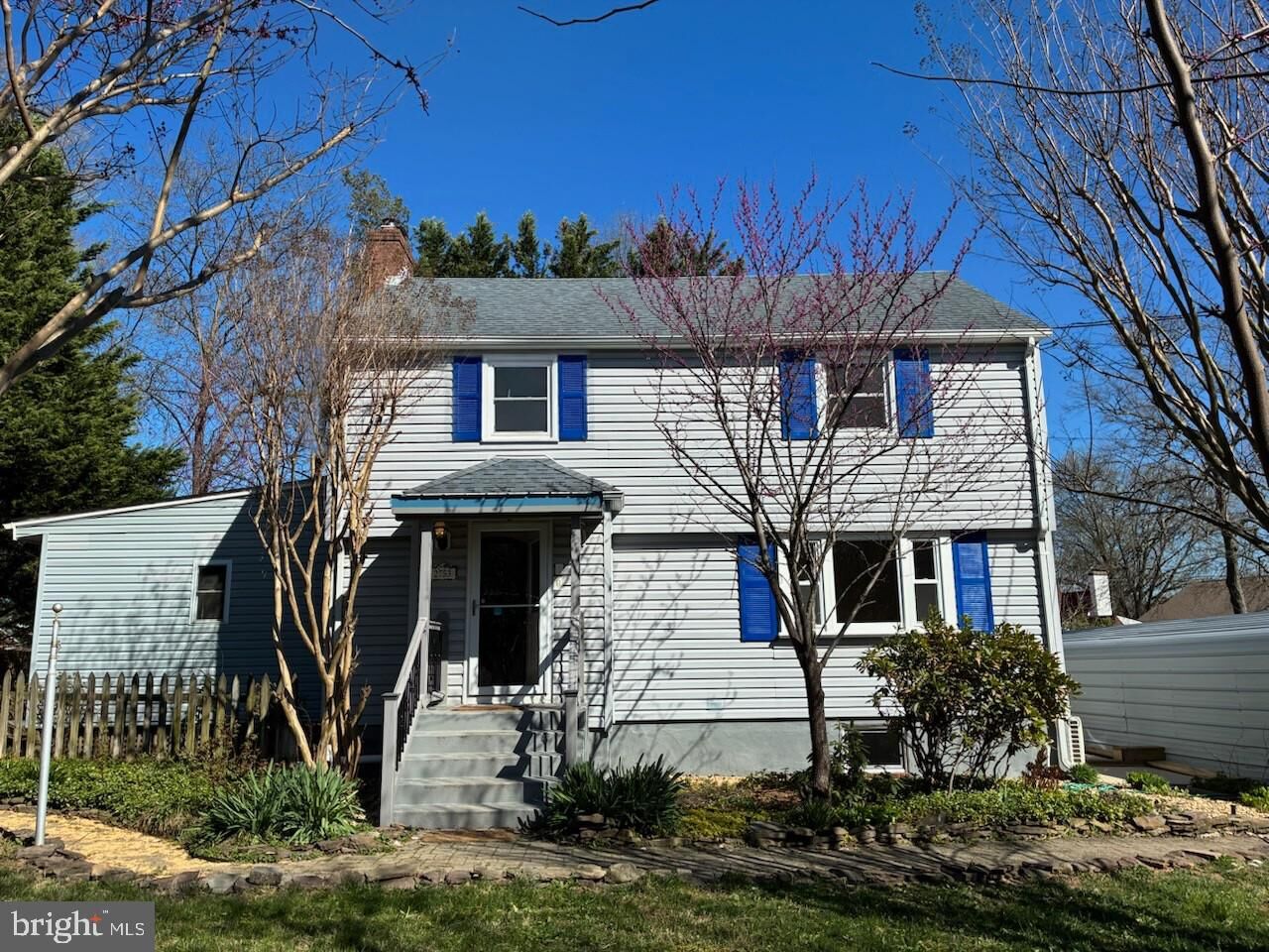 Property Photo:  2753 Woodlawn Avenue  VA 22042 