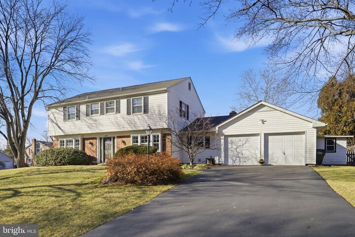 Property Photo:  12824 Melville Lane  VA 22033 