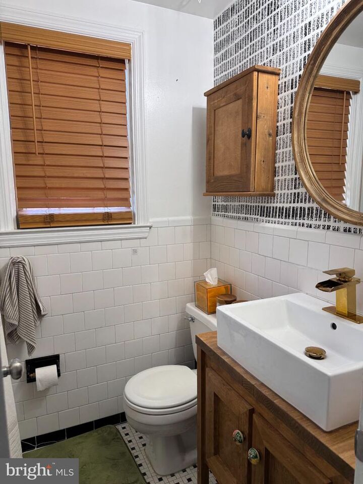 Property Photo: 2411 Arbuton Avenue MD 21230