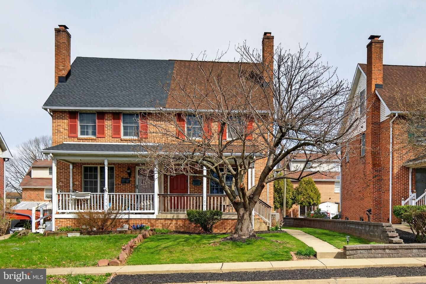 Property Photo:  1007 E Walnut Street  PA 17602 