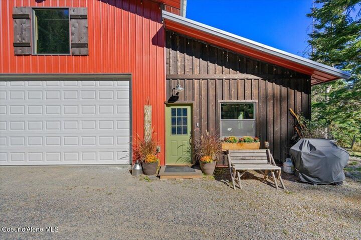 Property Photo: 8485 W Sausser Dr ID 83814