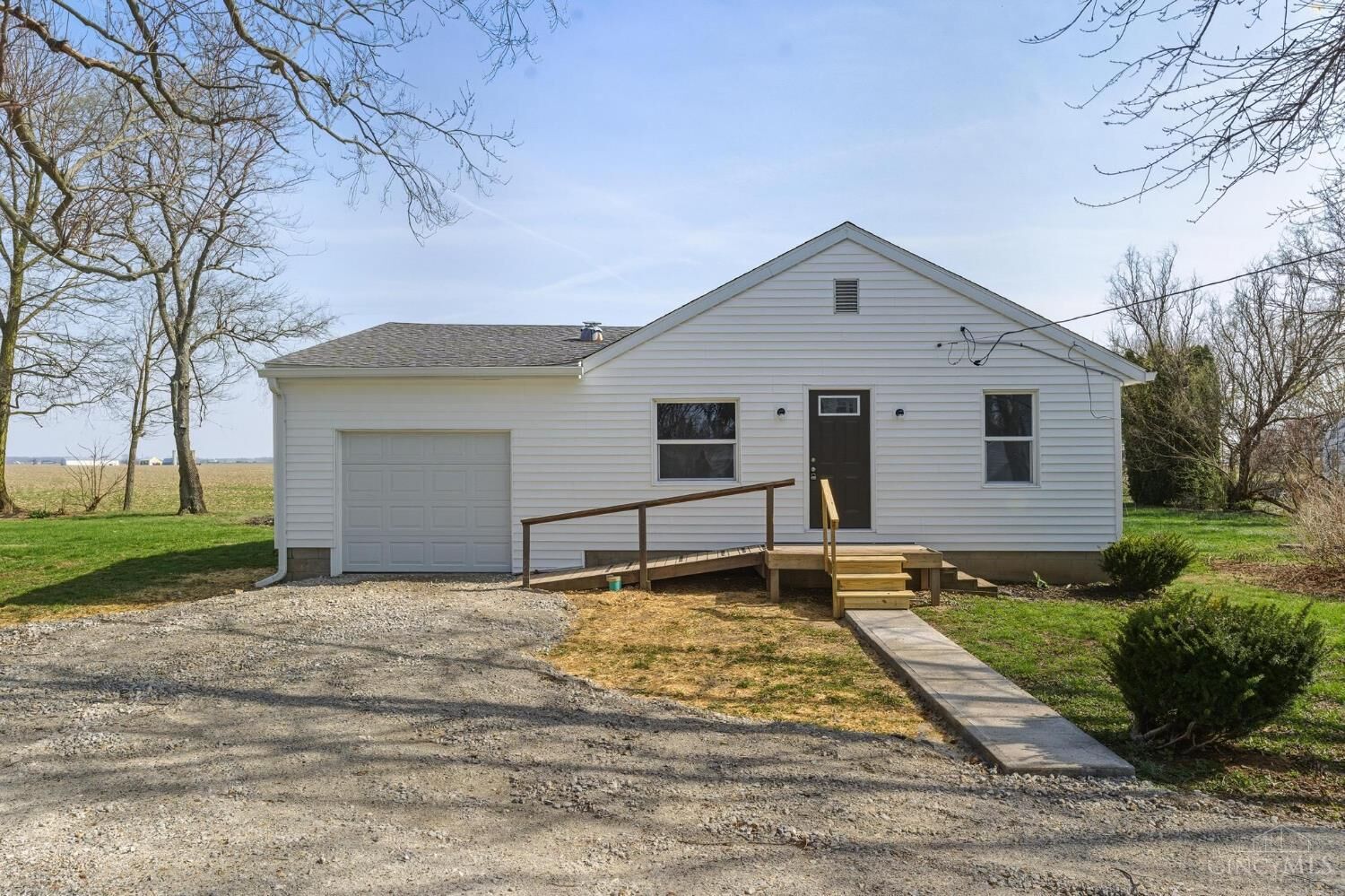 Property Photo:  406 Ellis Street  OH 45164 