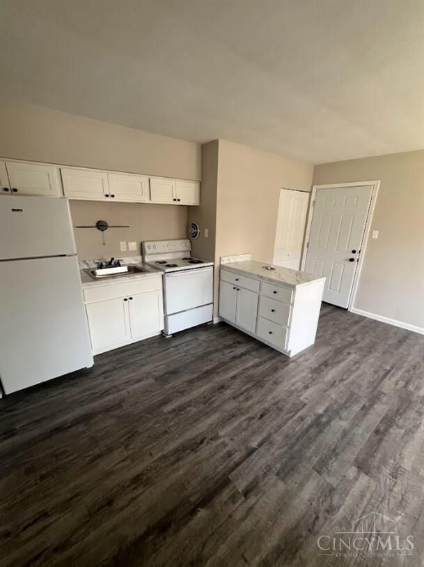 Property Photo: 3301 Camvic Terrace OH 45211