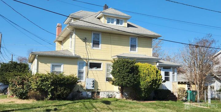 Property Photo:  23 Russell Avenue  NJ 08817 