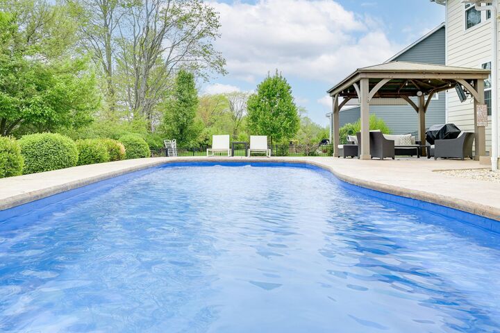 Property Photo:  6448 Creekside Circle  OH 43021 