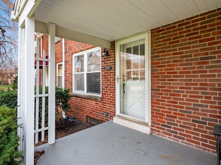 Property Photo:  1691 Northwest Boulevard  OH 43212 