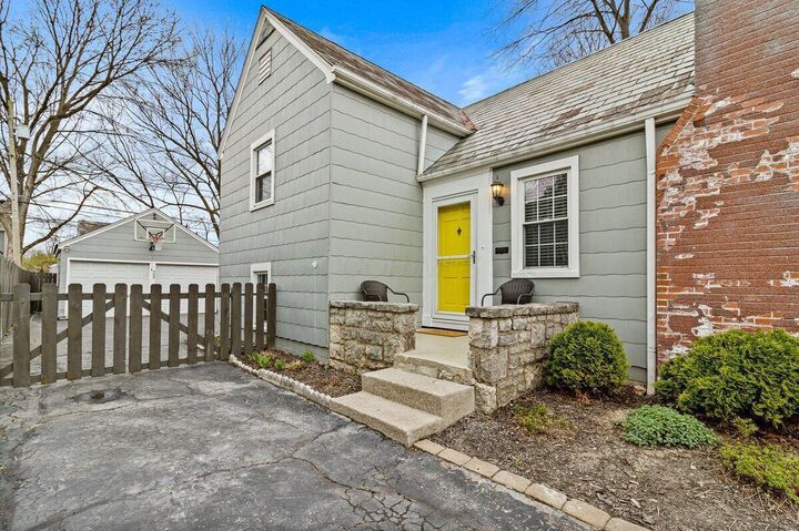 Property Photo: 243 N Stanwood Road OH 43209