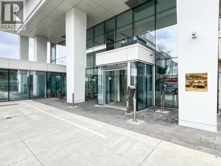 Photo de la propriété:  1888 Gilmore Avenue 1408  BC V5C 0L2 